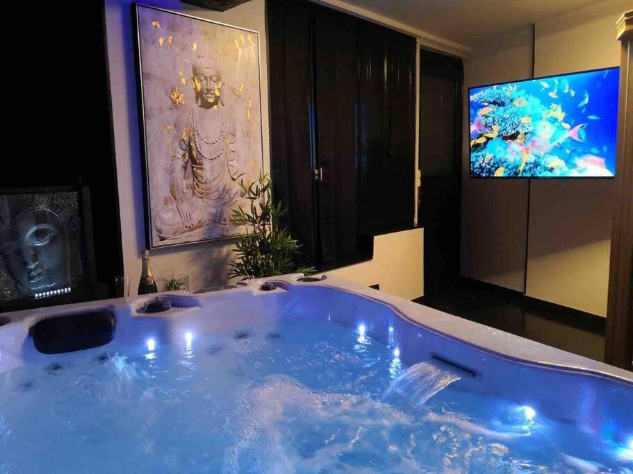 Loveroom La Parenthese D 'Auxerre Ngoại thất bức ảnh