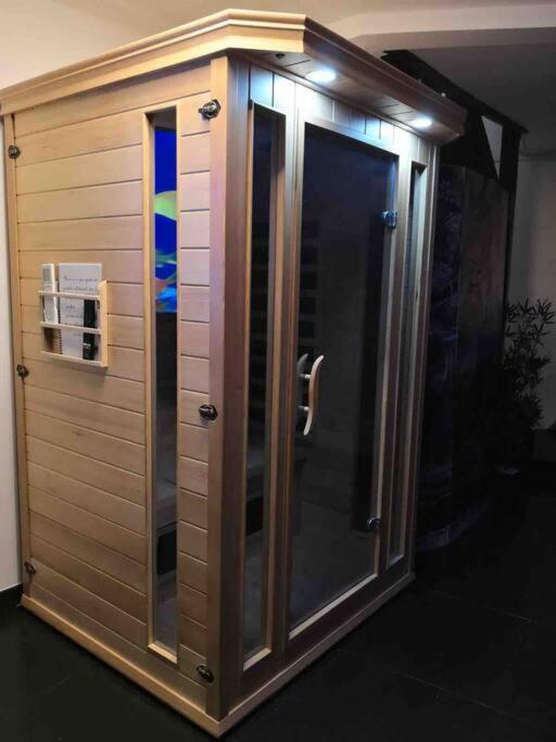 Loveroom La Parenthese D 'Auxerre Ngoại thất bức ảnh