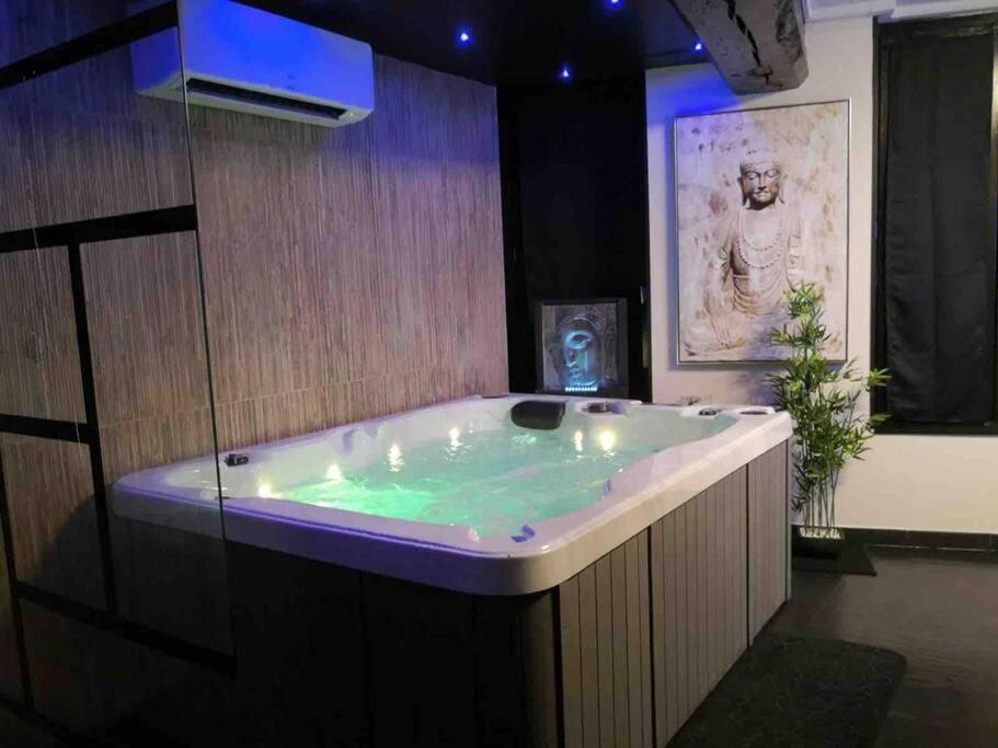 Loveroom La Parenthese D 'Auxerre Ngoại thất bức ảnh