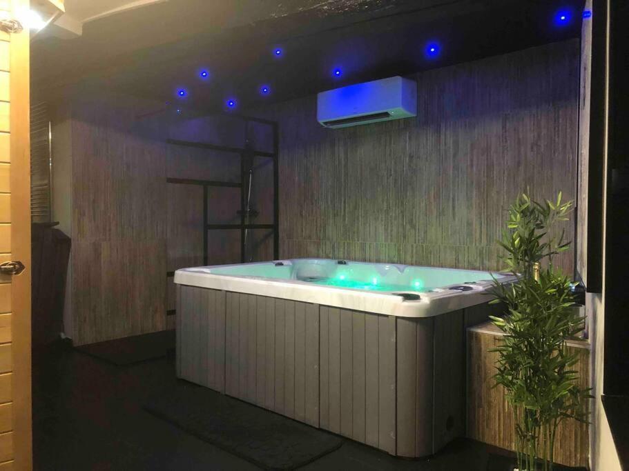 Loveroom La Parenthese D 'Auxerre Ngoại thất bức ảnh